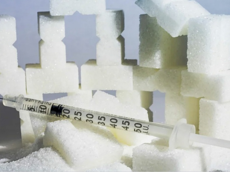 virusy-lyubyat-sladkoe-vrach-e-889 (1).jpg